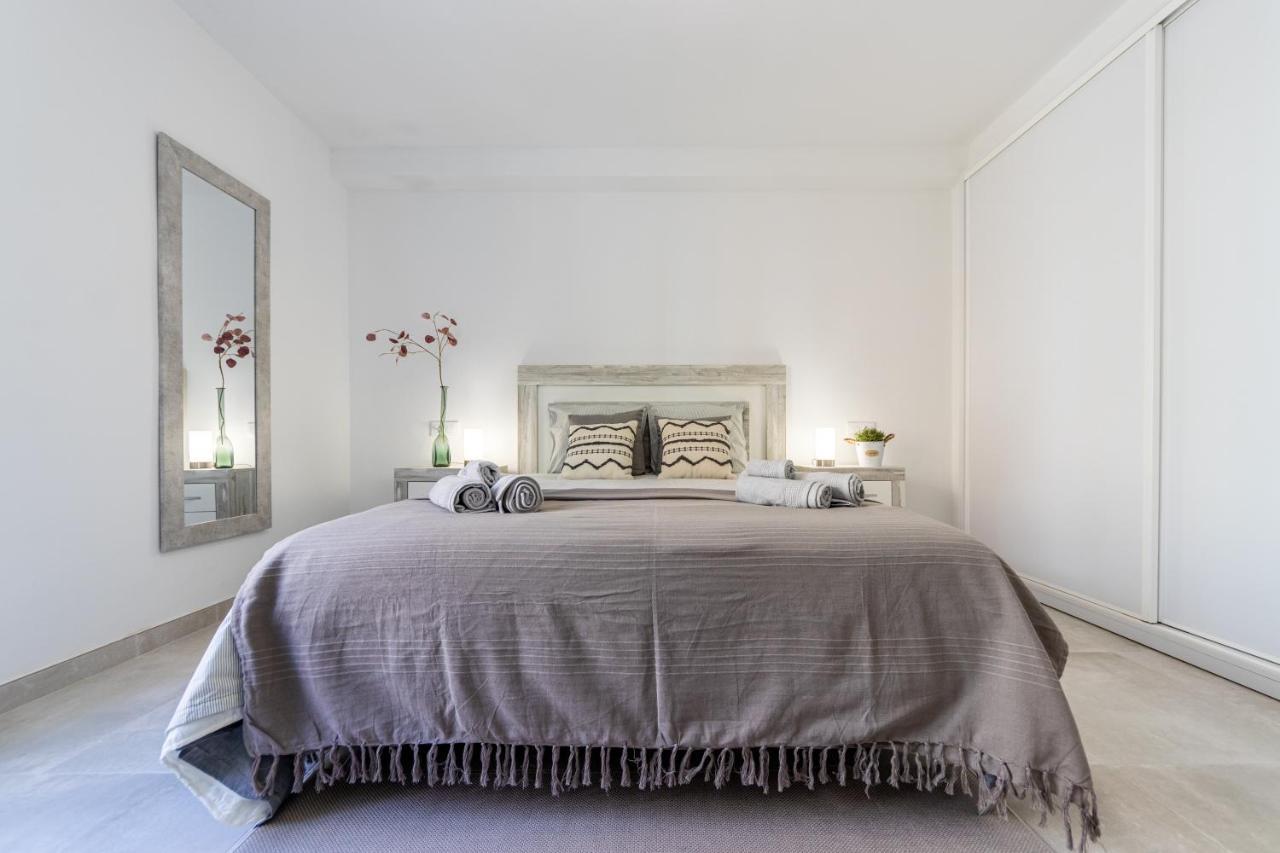 Boooom!!! Apartment With Swimming Pool Salou Bagian luar foto