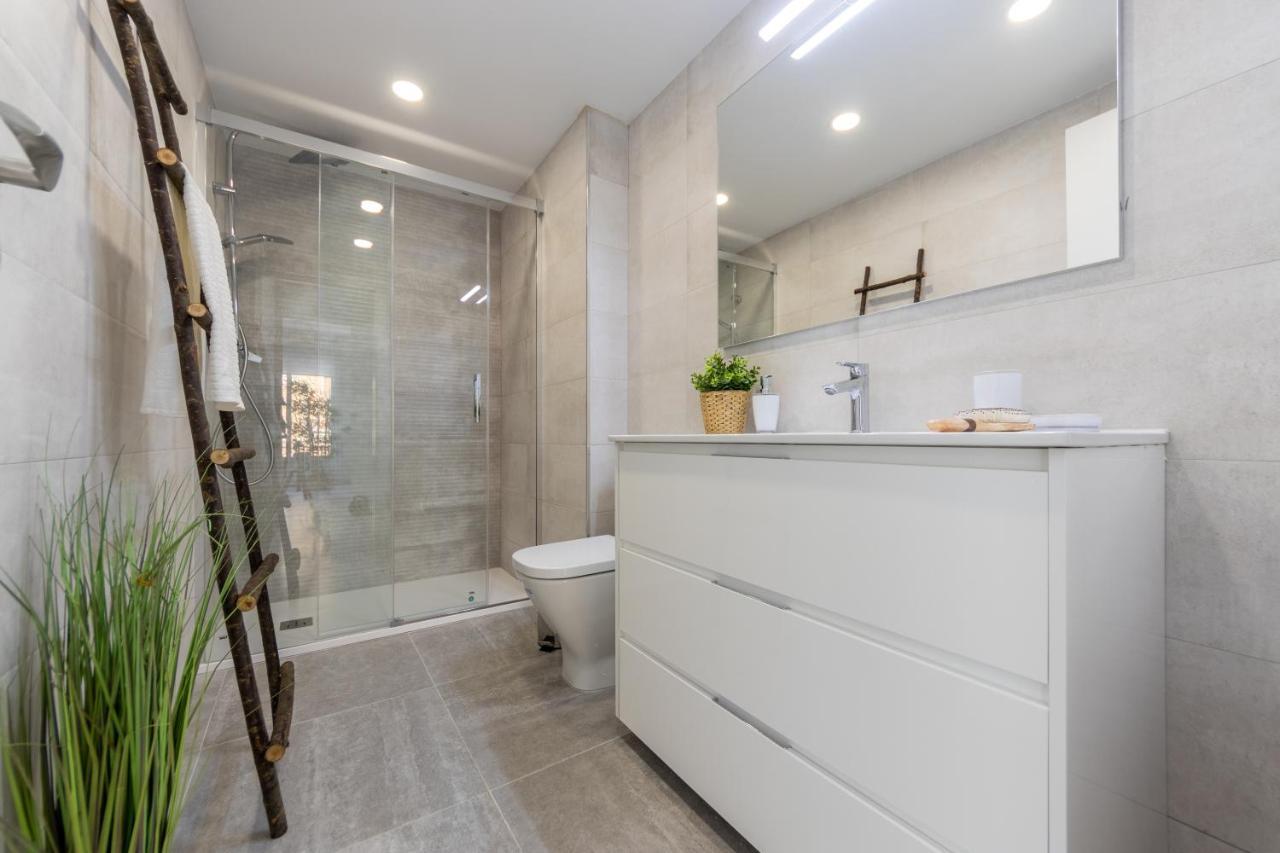 Boooom!!! Apartment With Swimming Pool Salou Bagian luar foto