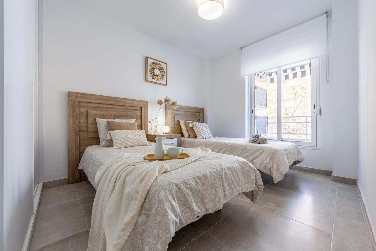 Boooom!!! Apartment With Swimming Pool Salou Bagian luar foto