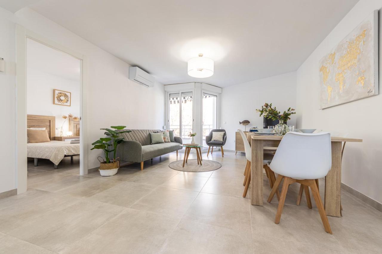 Boooom!!! Apartment With Swimming Pool Salou Bagian luar foto