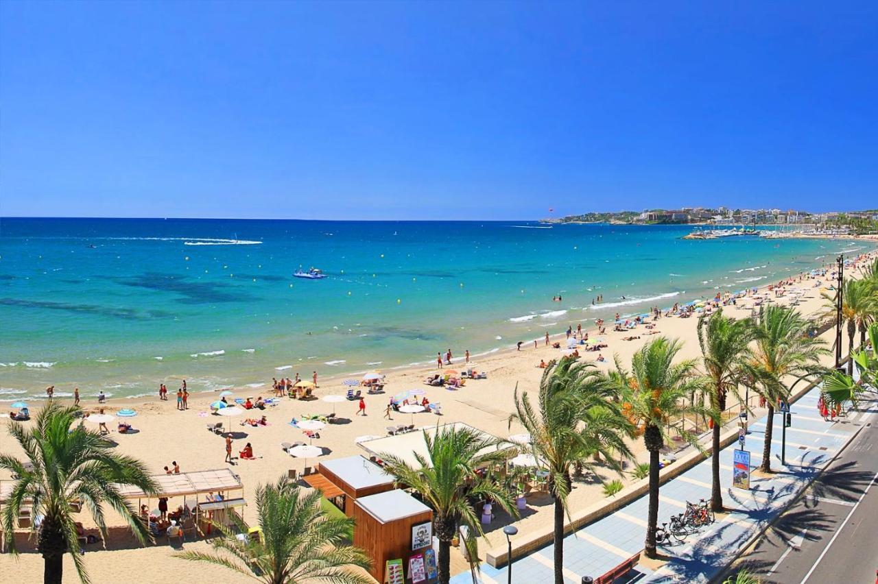 Boooom!!! Apartment With Swimming Pool Salou Bagian luar foto